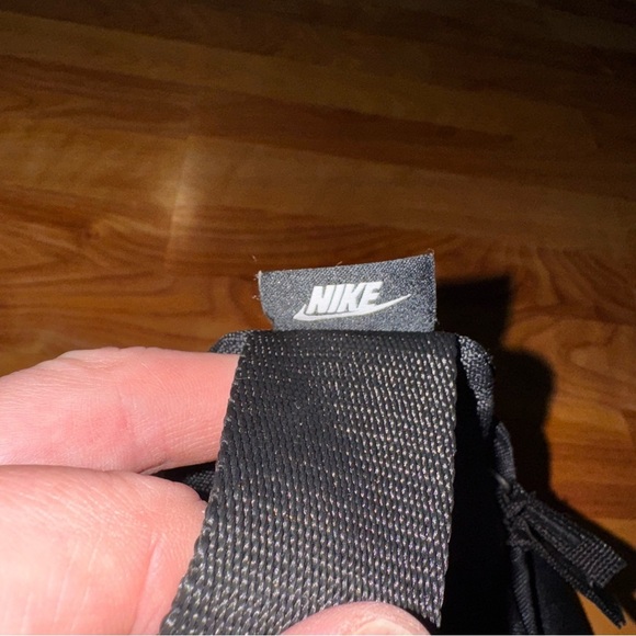 Nike Unisex Heritage Waist Bags Casual Black Run Gym Casual Hip-Bag NICE - Picture 4 of 13